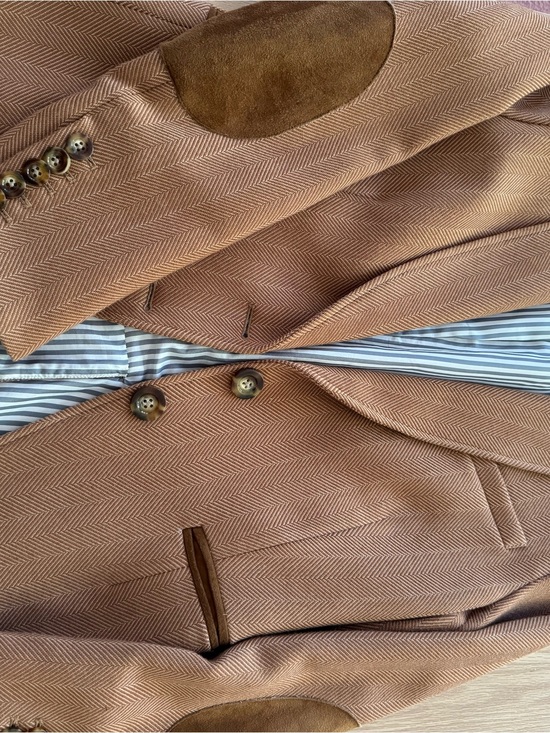 Veronica Beard Jackets & Blazers - Veronica Beard tan herringbone blazer with brown suede elbow patches